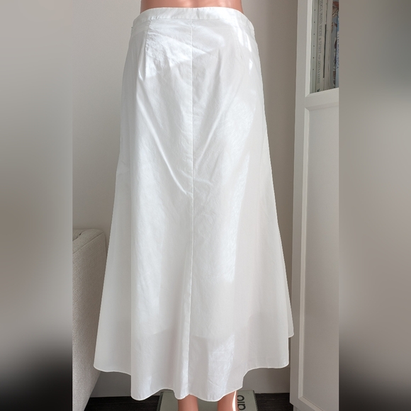 TROUVÉ Ruched Front Flare Skirt - Picture 3 of 8